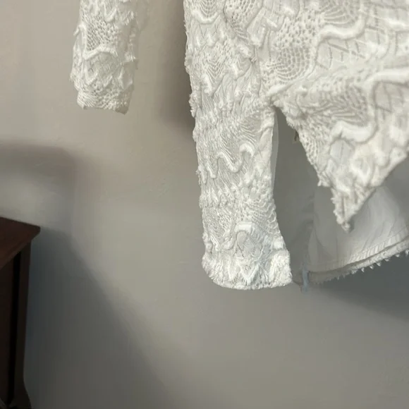 White crochet/lace lined top and pants - Picture 6 of 9